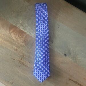 •BANANA REPUBLIC• silk tie